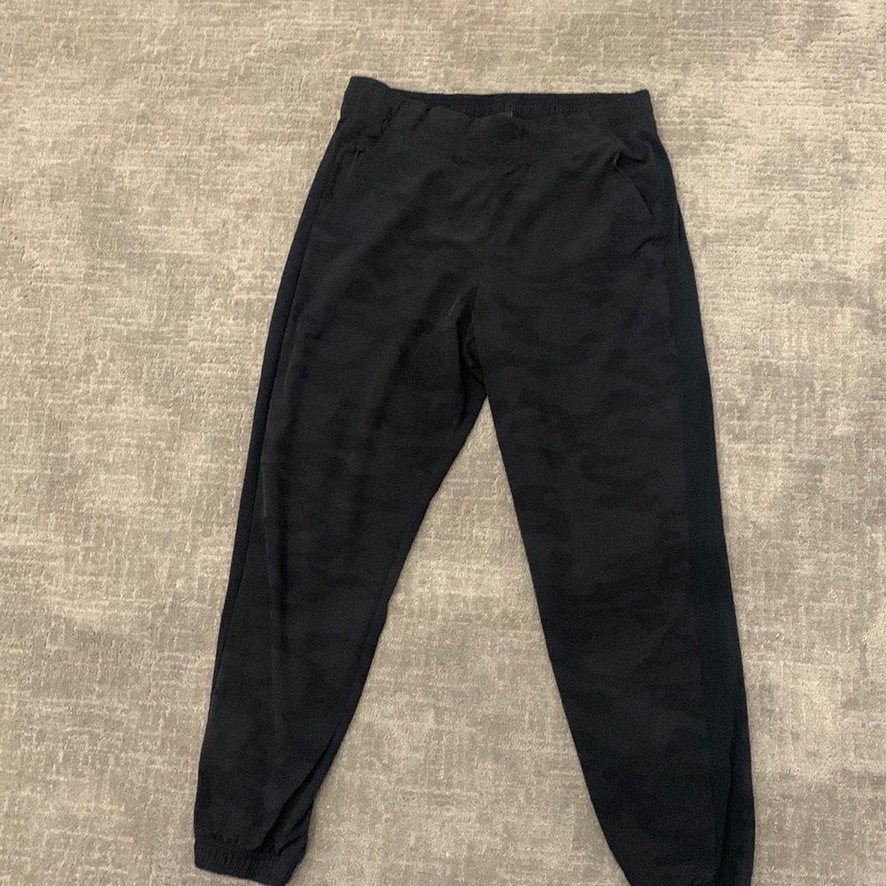 |ATHLETA| Black Joggers camo size 12